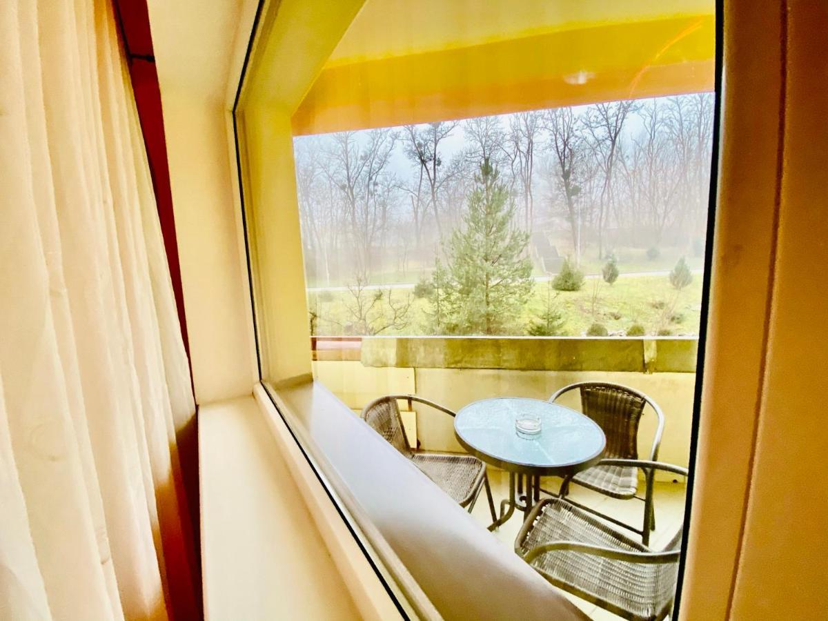 Hotel La Gradina Zalău Exteriér fotografie