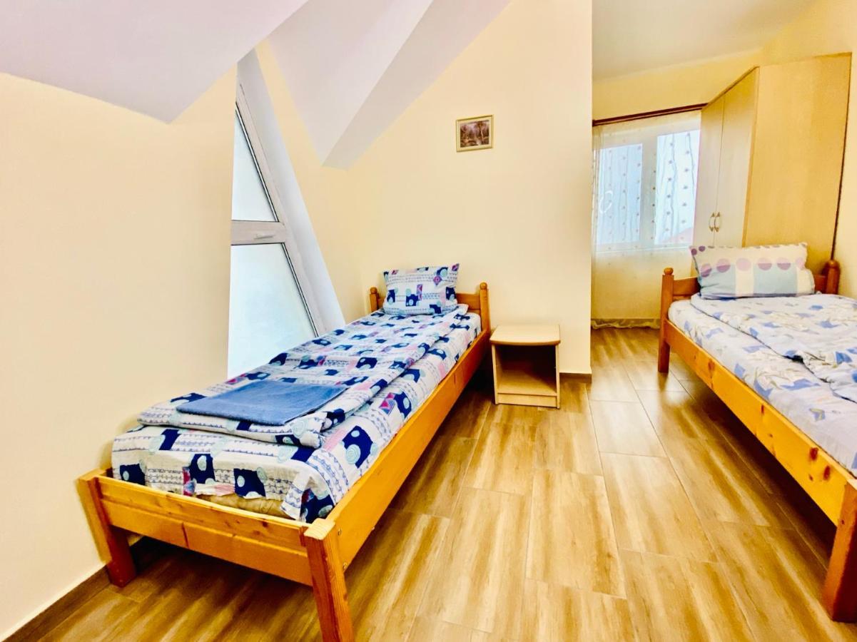 Hotel La Gradina Zalău Exteriér fotografie